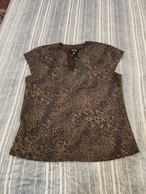 Women’s Brown Leopard Print Cap-Sleeve Blouse